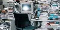 Unaufgeräumtes Arbeitszimmer