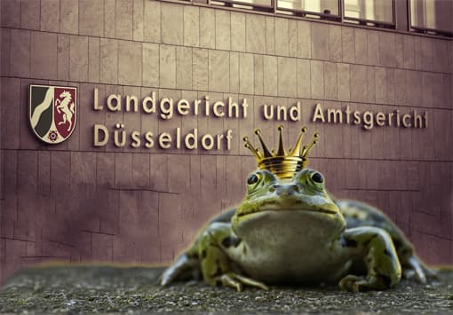 Froschkönig vor Gerichtssaal