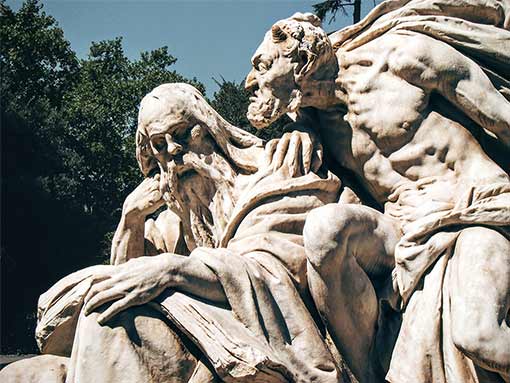 Skulptur: Faust und Mephistopheles